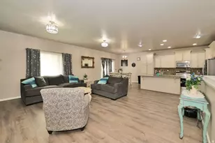 5427 W 4430 S, West Valley, UT 84120 - Photo 4
