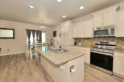 5427 W 4430 S, West Valley, UT 84120 - Photo 6