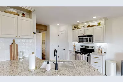1207 Firefly Dr, Spanish Fork, UT 84660 - Photo 4