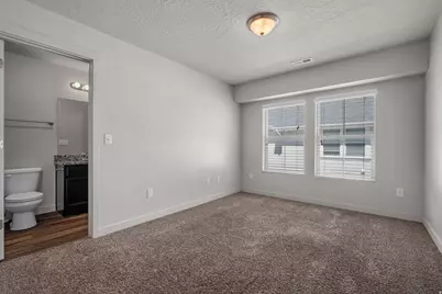 686 E 330 N, Vineyard, UT 84059 - Photo 20