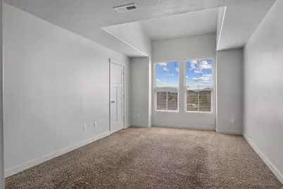686 E 330 N, Vineyard, UT 84059 - Photo 16