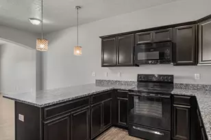 686 E 330 N, Vineyard, UT 84059 - Photo 12