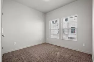686 E 330 N, Vineyard, UT 84059 - Photo 14