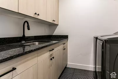 177 E 210 N, North Salt Lake, UT 84054 - Photo 20