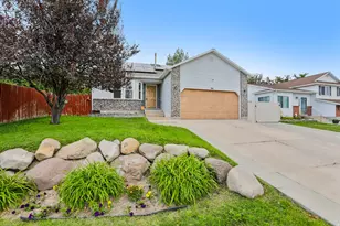 6902 S Clernates Dr, West Jordan, UT 84081 - Photo 2