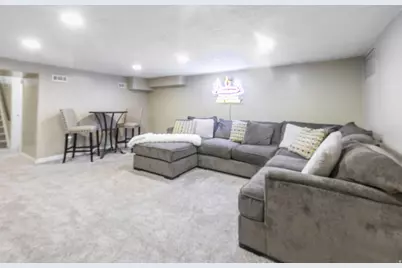 907 Maple St, Ogden, UT 84403 - Photo 28