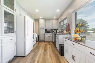 907 Maple St, Ogden, UT 84403 - Photo 8