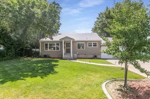907 Maple St, Ogden, UT 84403 - Photo 2