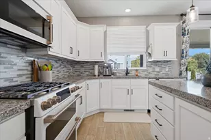 193 E Water Ln, Vineyard, UT 84059 - Photo 12