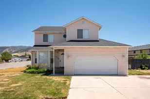 1582 N Cedar Bluffs Blvd, Cedar City, UT 84720 - Photo 1
