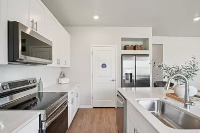 7079 N Obsidian Way, Eagle Mountain, UT 84005 - Photo 14