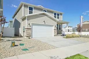 7079 N Obsidian Wy, Eagle Mountain, UT 84005 - Photo 2