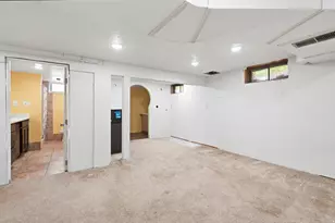 292 N State St, Roosevelt, UT 84066 - Photo 24
