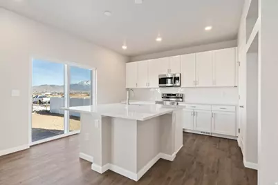 7102 N Cairns Way, Eagle Mountain, UT 84005 - Photo 10