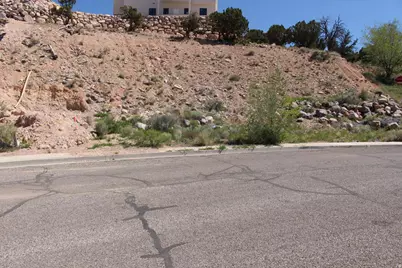 3277 W Cimarron Cir, Cedar City, UT 84720 - Photo 8