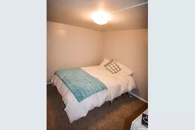 285 N 300 E, Logan, UT 84321 - Photo 32