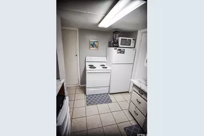 285 N 300 E, Logan, UT 84321 - Photo 28