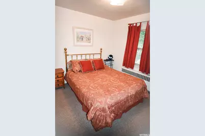 285 N 300 E, Logan, UT 84321 - Photo 14