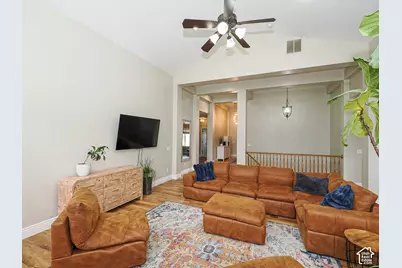 1239 Willowbrook Ln, Kaysville, UT 84037 - Photo 14