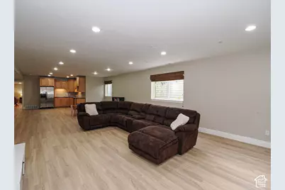 1239 Willowbrook Ln, Kaysville, UT 84037 - Photo 32