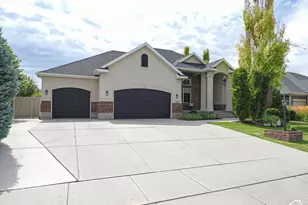 1239 Willow Brook Ln, Kaysville, UT 84037 - Photo 4