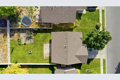2095 E Frontier St, Eagle Mountain, UT 84005 - Photo 18