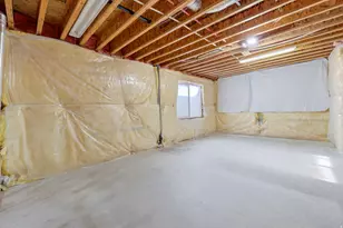 2095 E Frontier St, Eagle Mountain, UT 84005 - Photo 26