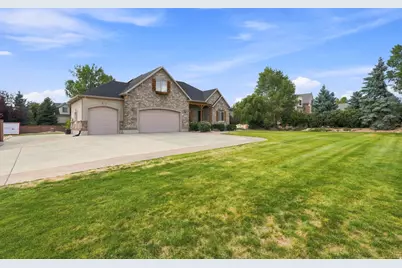 10313 N 6800 W, Highland, UT 84003 - Photo 2