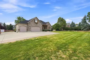 10313 N 6800 W, Highland, UT 84003 - Photo 2