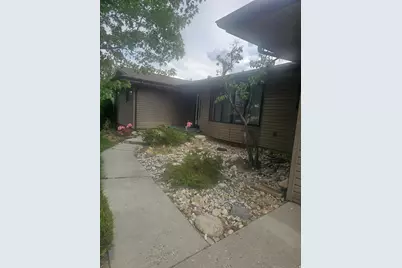 8671 S Tracy Dr, Sandy, UT 84093 - Photo 2