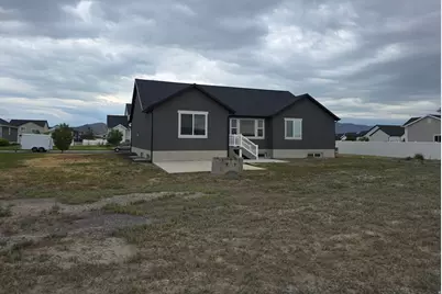 4847 N Canaan Peak Dr #1410, Eagle Mountain, UT 84005 - Photo 4