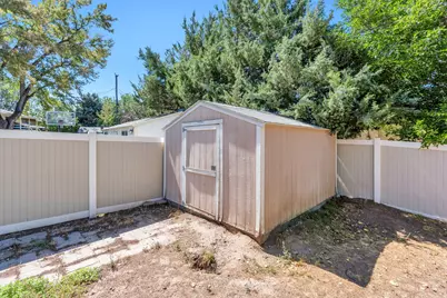 6824 S Nye Dr, Cottonwood Heights, UT 84121 - Photo 28