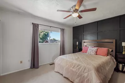 5521 S 2950 W, Roy, UT 84067 - Photo 16