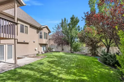 1092 N Coyote Run, Saratoga Springs, UT 84045 - Photo 38