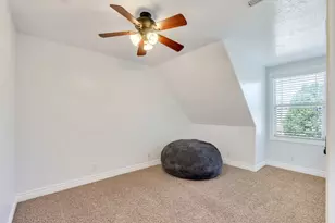 1092 N Coyote Run, Saratoga Springs, UT 84045 - Photo 18