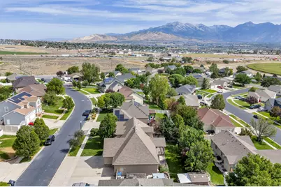 1092 N Coyote Run, Saratoga Springs, UT 84045 - Photo 44