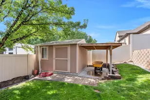 1092 N Coyote Run, Saratoga Springs, UT 84045 - Photo 36