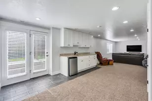1092 N Coyote Run, Saratoga Springs, UT 84045 - Photo 28
