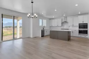 1585 E 1010 N, Salem, UT 84653 - Photo 10