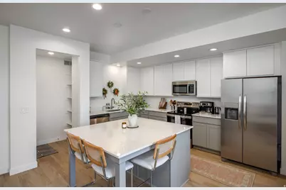 6773 W South Jordan Pkwy, South Jordan, UT 84009 - Photo 10