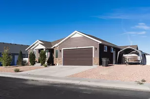 290 N 250 E, Centerfield, UT 84622 - Photo 2
