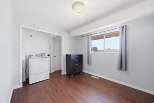 755 Barlow St N, Clearfield, UT 84015 - Photo 14