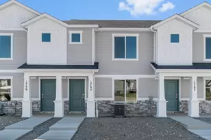 1692 N Copper Canyon Dr, Tooele, UT 84074 - Photo 2