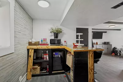 1029 N Walburk Ave E, Layton, UT 84040 - Photo 26