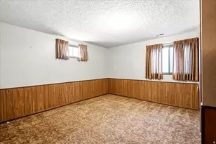 1428 E South Weber Dr, South Weber, UT 84405 - Photo 14
