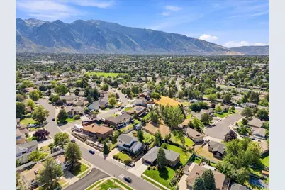 1542 E Granada Dr, Sandy, UT 84093 - Photo 52