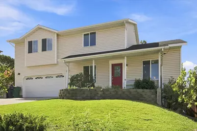 1542 E Granada Dr, Sandy, UT 84093 - Photo 2