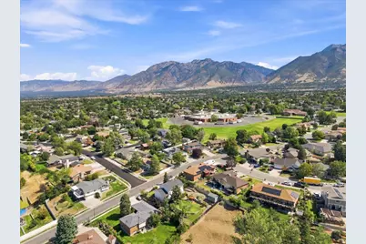 1542 E Granada Dr, Sandy, UT 84093 - Photo 54