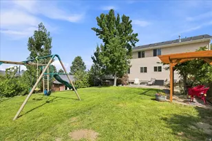 1542 E Granada Dr, Sandy, UT 84093 - Photo 46