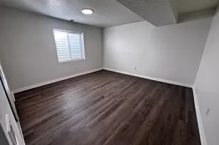 6432 S High Bluff Dr, West Valley, UT 84118 - Photo 12